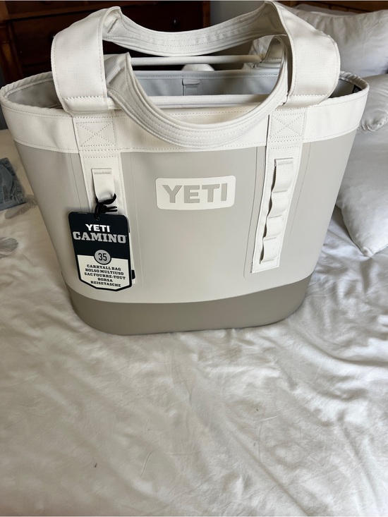 Yeti Handbags - Yeti Camino 35 Carryall Bag in White & Light Gray with Tan Base